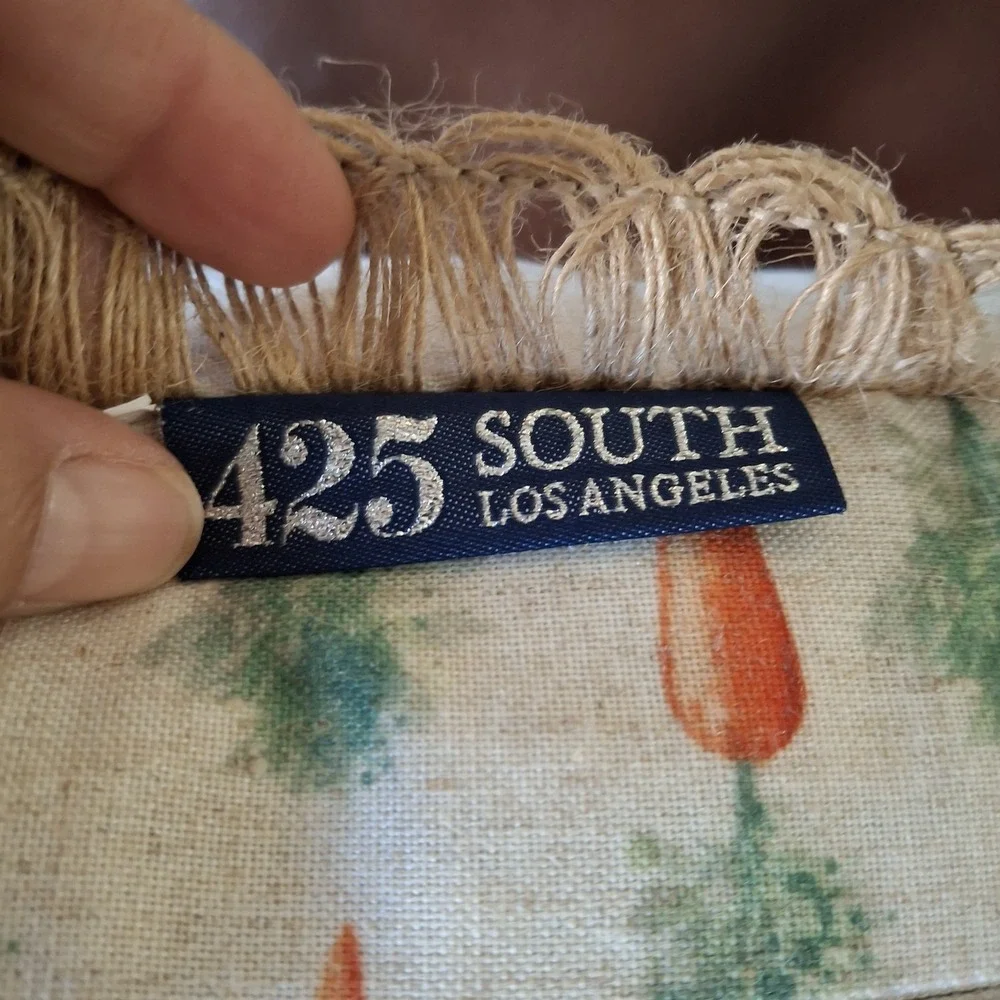 425 SOUTH LOS ANGELES Decor Pillow Easter Bunny Rabbit Carrots Zipper 17